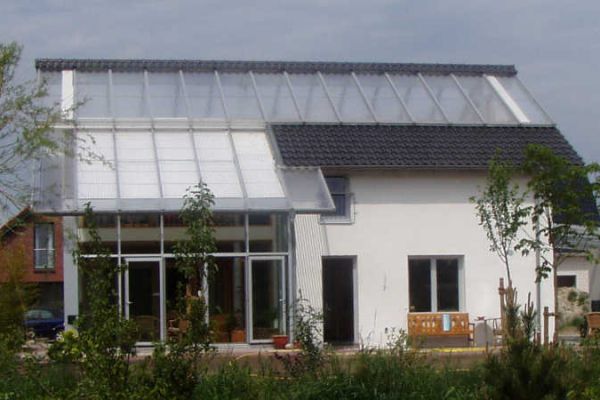bio-solar-haus-einfamilienhaus-stahlhaus-10100-jpg566520A5-B6DB-07F3-696C-C4D468AB7F7A.jpeg