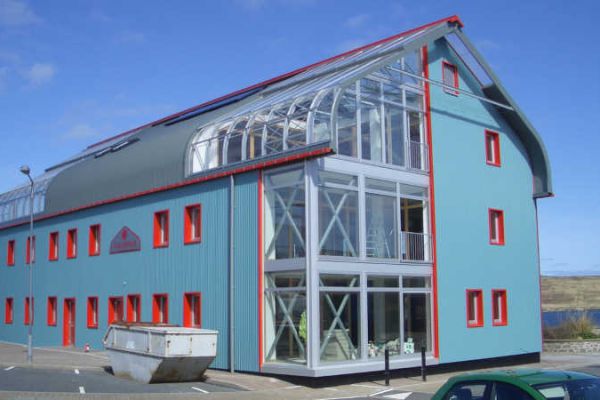 bio-solar-haus-buerogebaeude-10900DD261D74-9879-72B0-BE74-375778F0E224.jpg