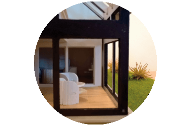 Innenansicht der Haus-im-Haus Bauweise mit Luftschicht